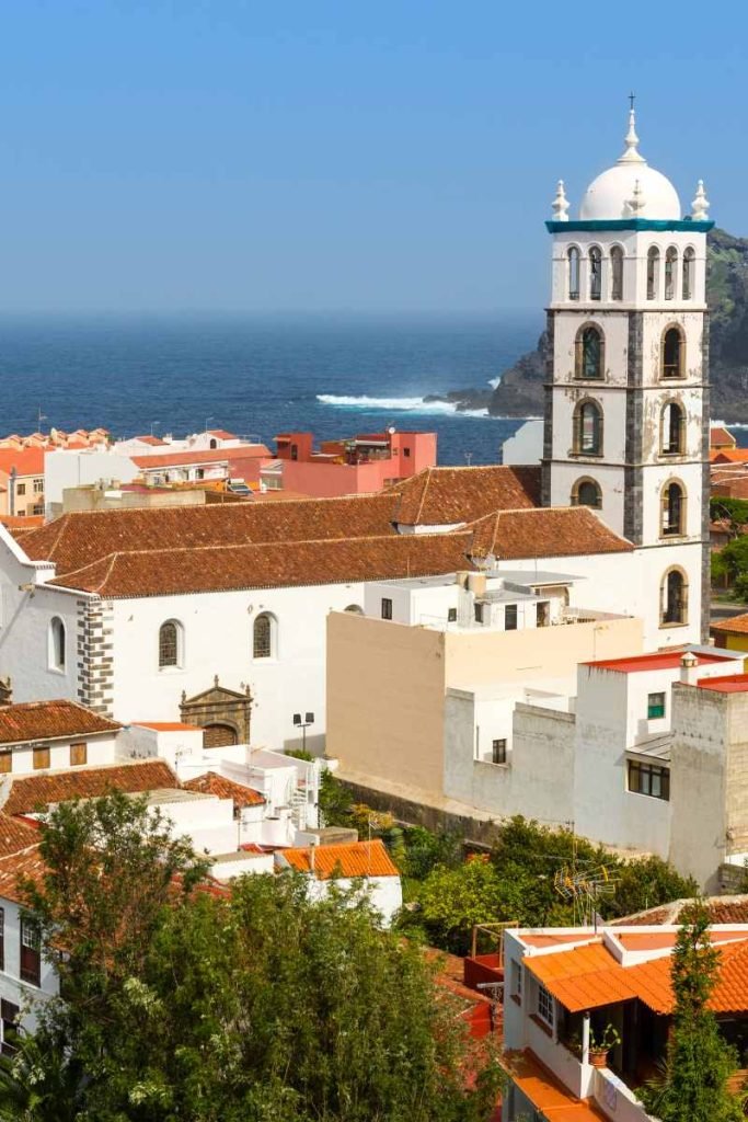 Why do companies choose the Canary Islands?